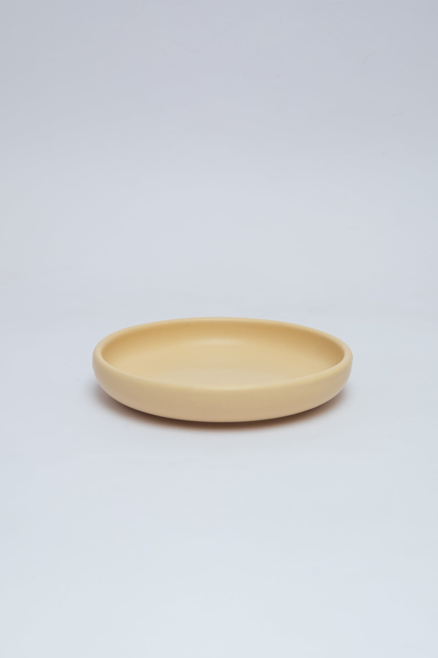 PRATO DE CERÂMICA MANTEIGA PP