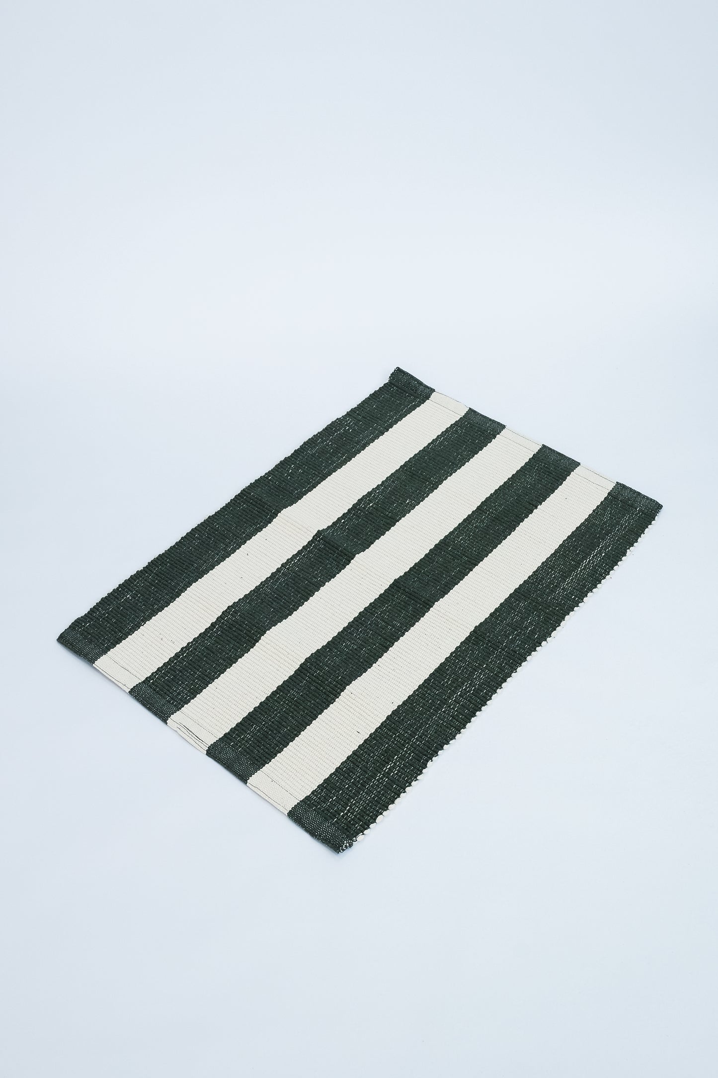 TAPETE RECIFE CRU E VERDE P