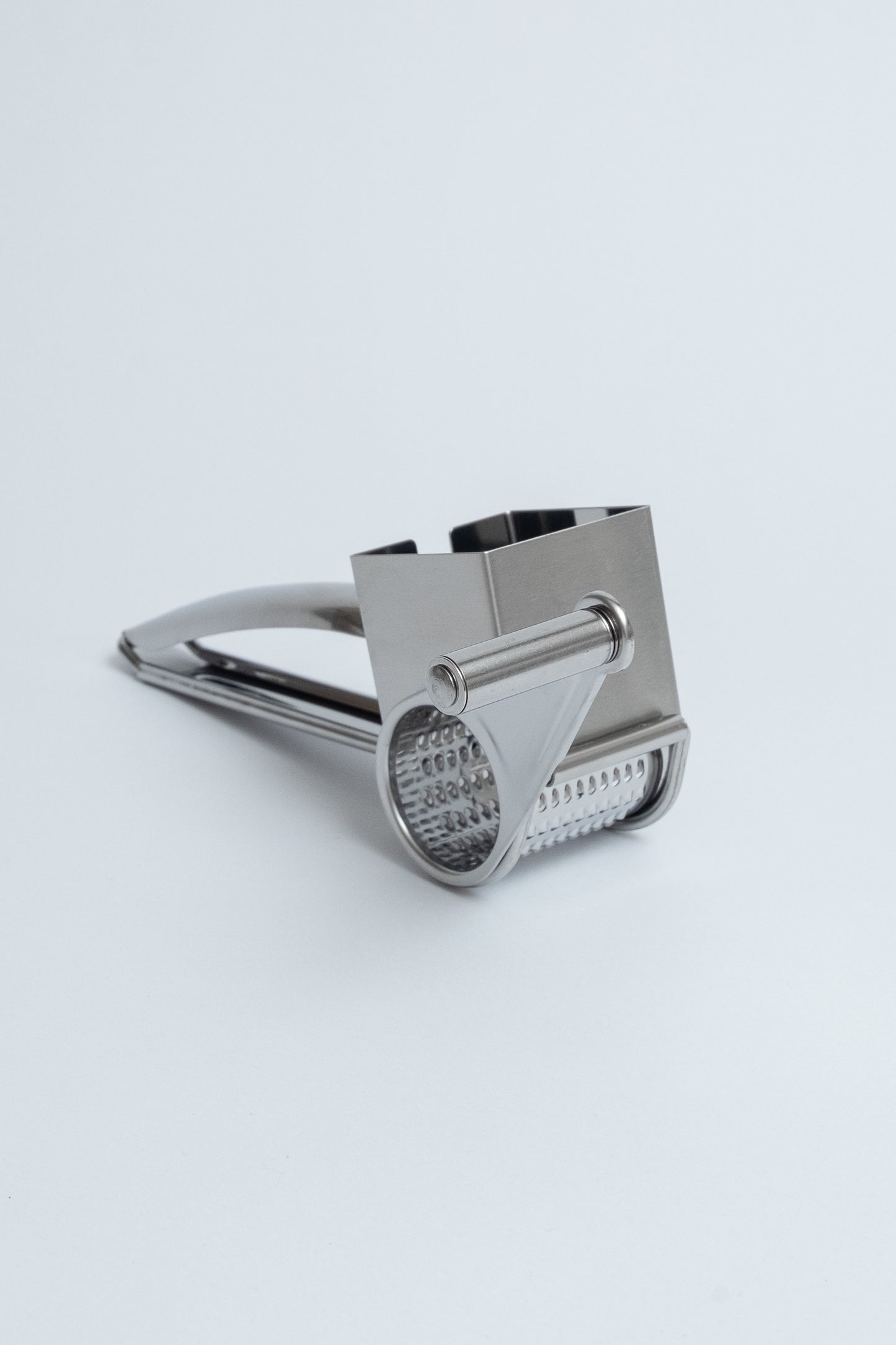 RALADOR DE QUEIJO DE INOX