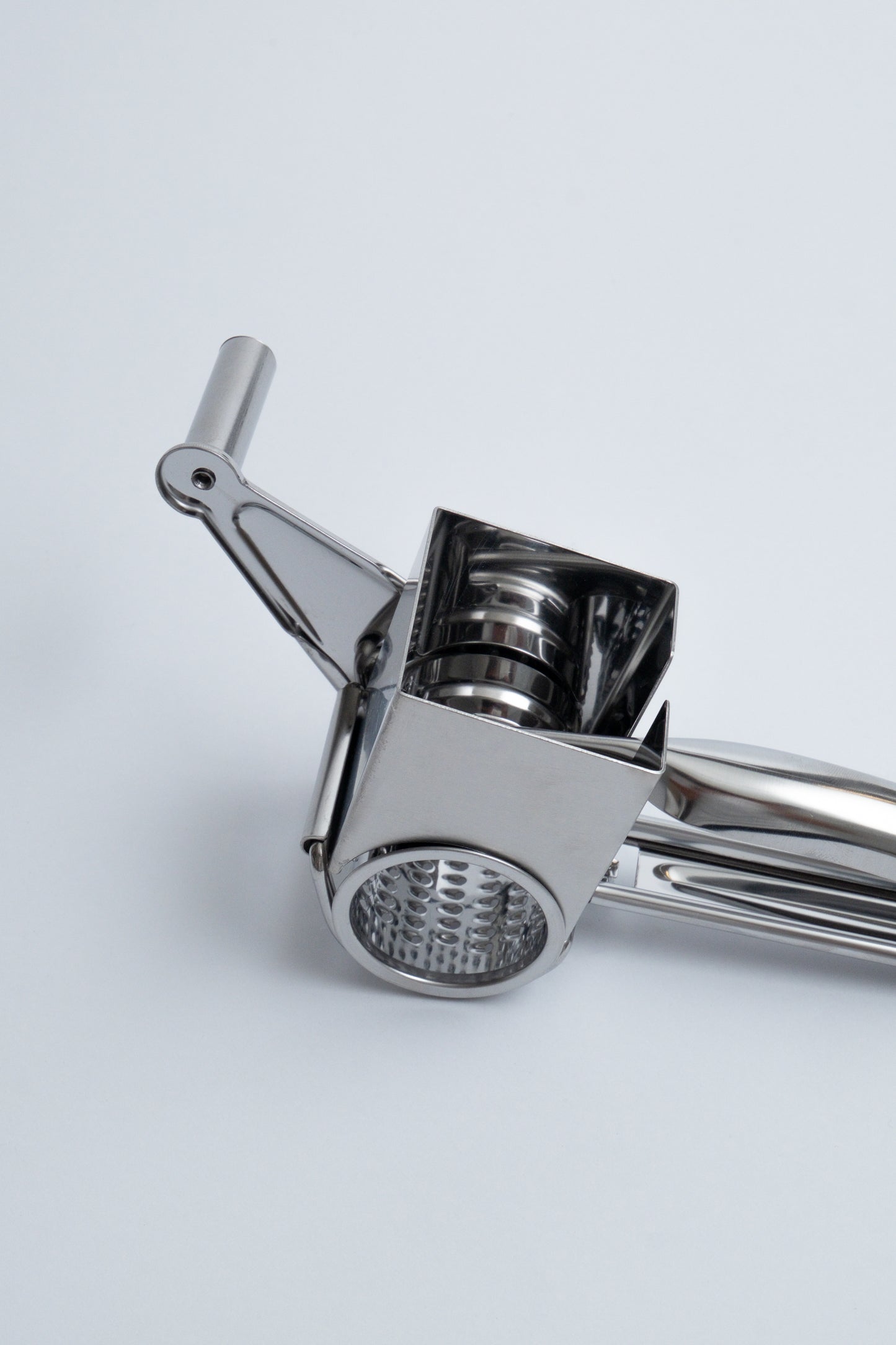 RALADOR DE QUEIJO DE INOX