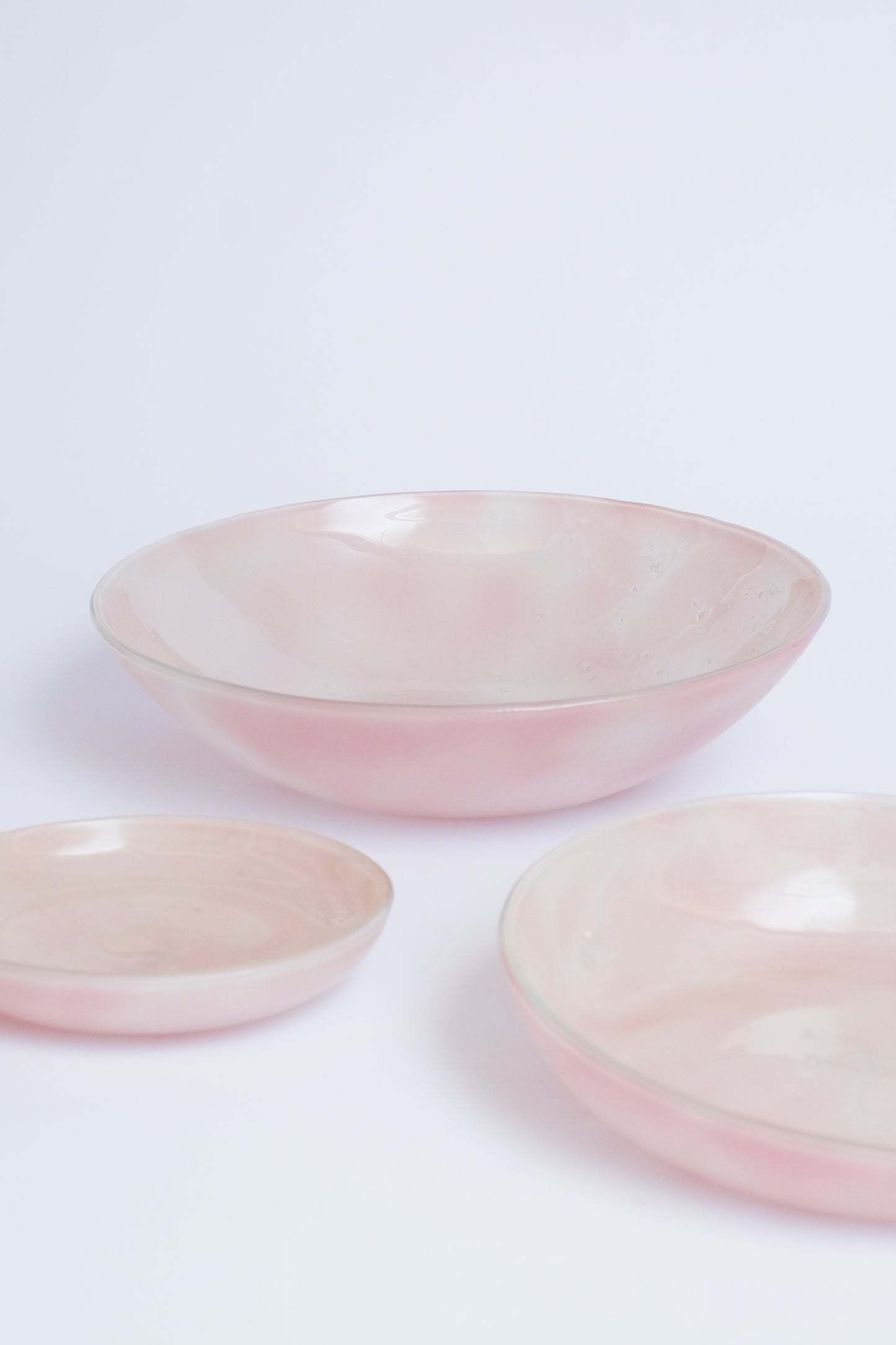 SALADEIRA DE VIDRO FUNDIDO ROSE
