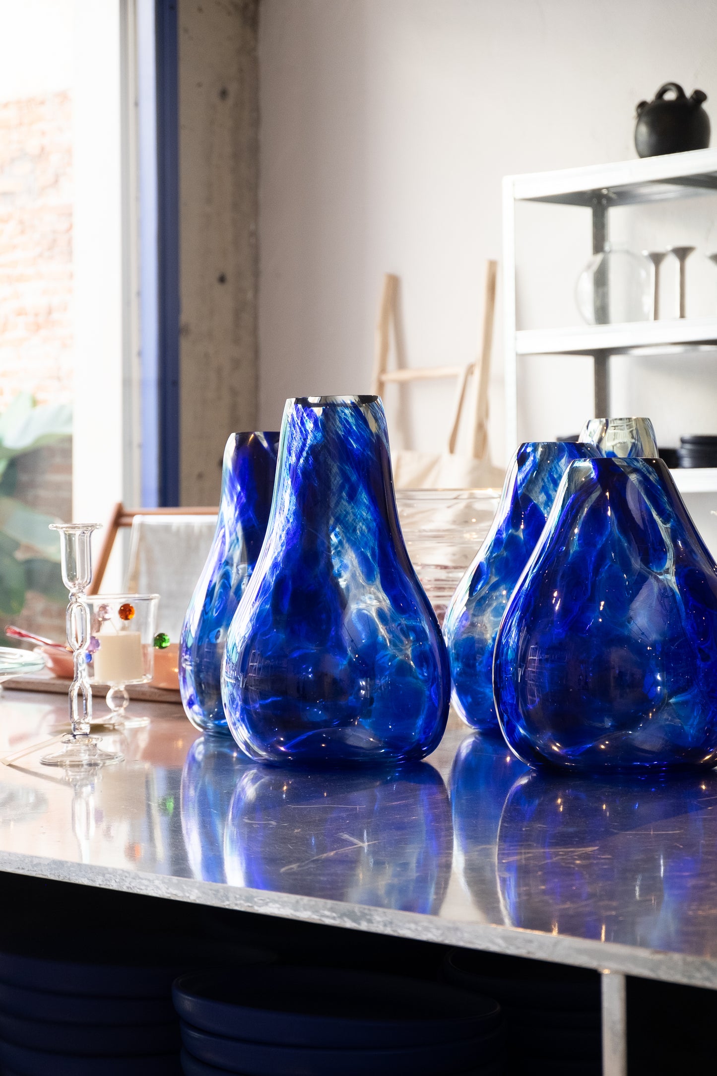 VASO DE VIDRO SOPRADO AZUL