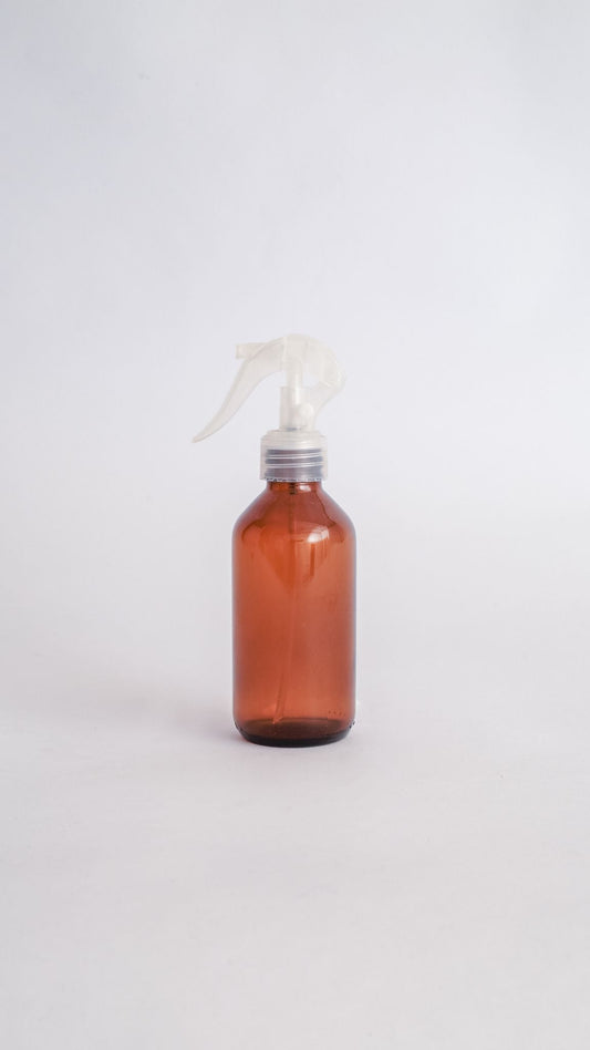 VIDRO ÂMBAR COM BORRIFADOR 250 ml