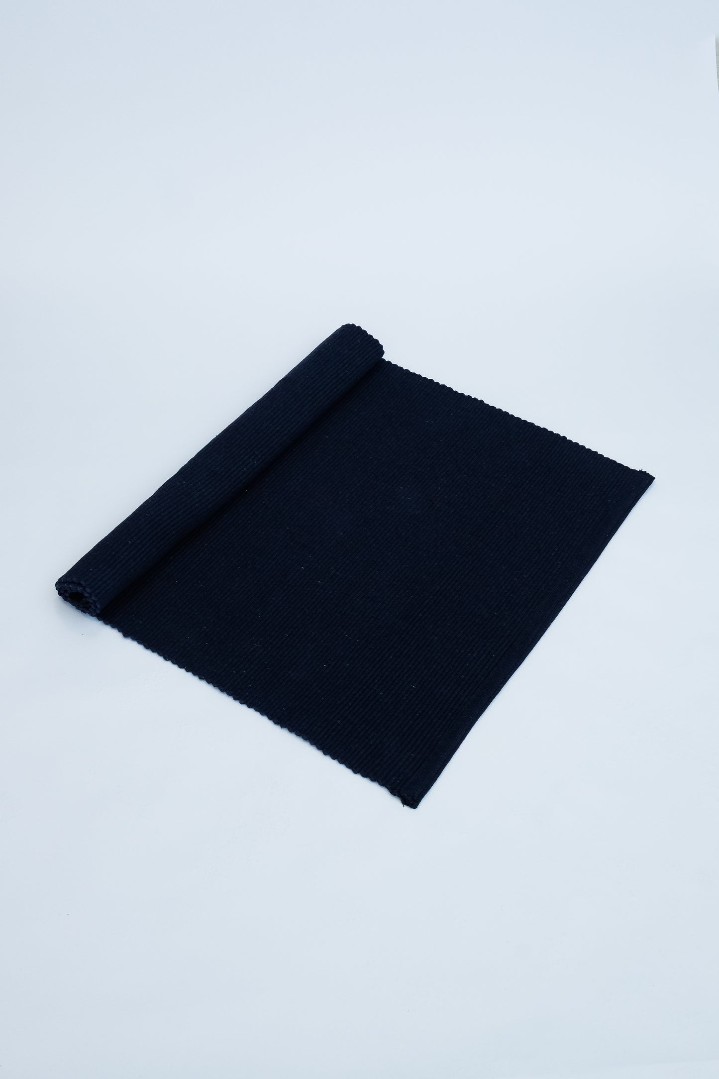 TAPETE RECIFE LISO AZUL MARINHO